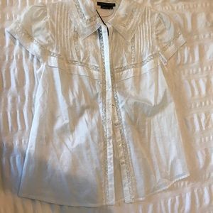 NWT BCBG MAXAZRIA white shirt sz M blouse